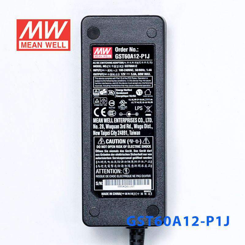 Блок питания MEAN WELL GST60A12-P1J , 12B,5A,60Вт (адаптер) разъем 5.5x2.1-2