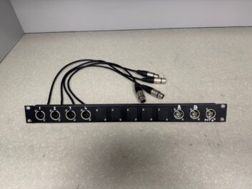 Комутационная Панель Звук RACK Микрофоны (4 шт XLR3PIN) Антенны (3шт BNC)