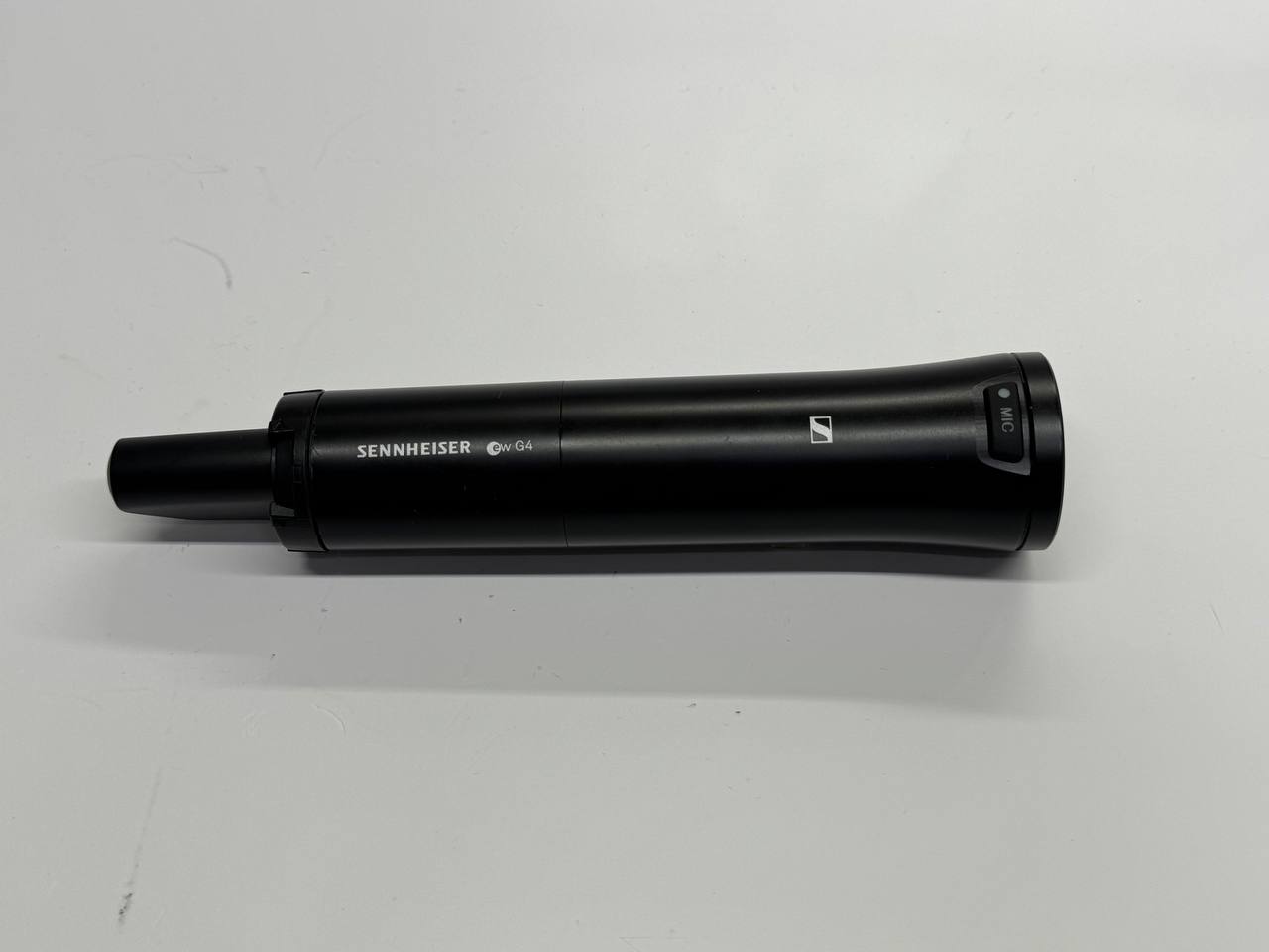 Радиопередатчик Ручной SENNHEISER SKM 300 G4 (без капсюля, с кнопкой)-1