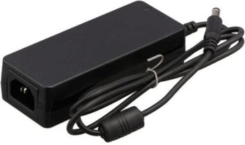 Блок питания MEAN WELL GST60A12-P1J , 12B,5A,60Вт (адаптер) разъем 5.5x2.1