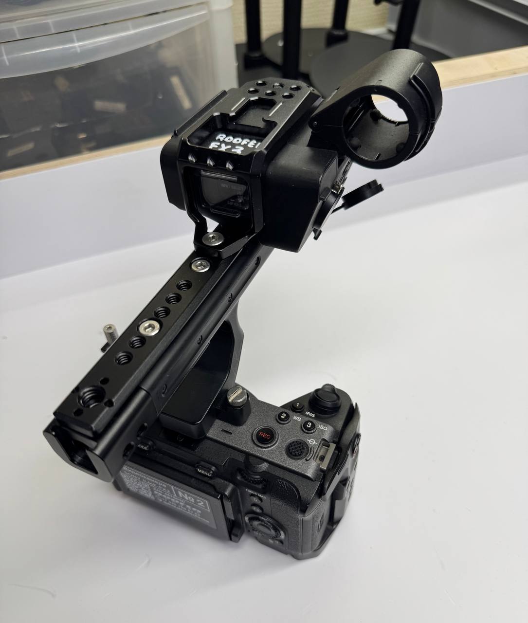 Видеокамера SONY ILME - FX3 (+Полуклетка+Ручка Sony+Обвес Ручки)-2