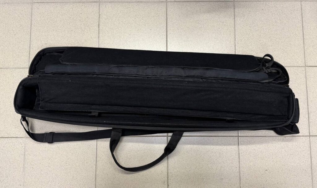 Кейс тканевый Osterrig, с противоударной вкладкой для 4 приборов 105 см-2