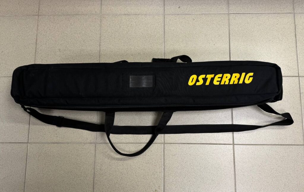 Кейс тканевый Osterrig, с противоударной вкладкой для 4 приборов 105 см-1