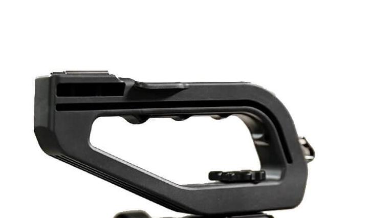 Ручка для камеры Canon C70-1