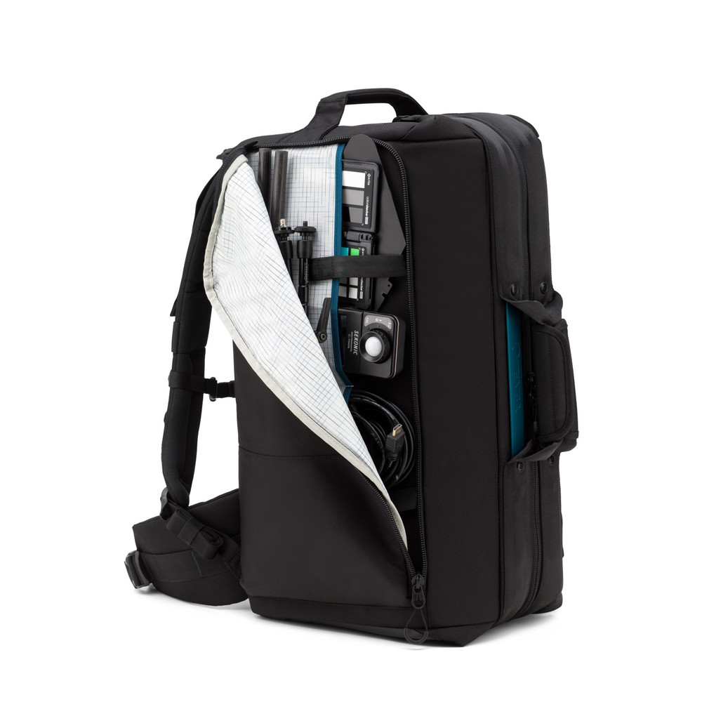 Рюкзак для видеотехники Tenba Cineluxe Backpack 24 (637-512, 39x51x20 см)-8